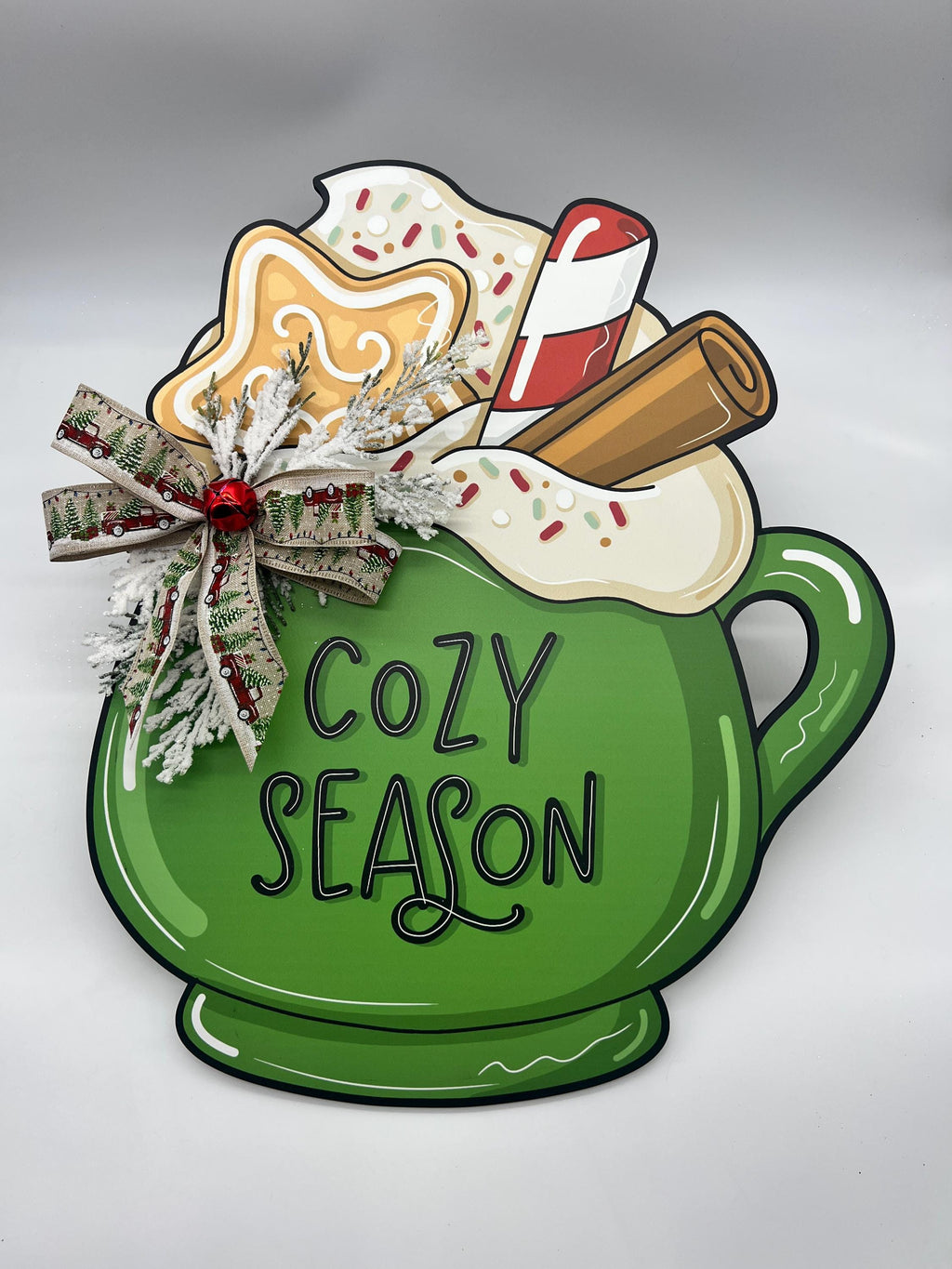 Oversized Christmas Mug Sign – Rustic Holiday Door Hanger – Cozy Kitchen Decor with Festive Bow